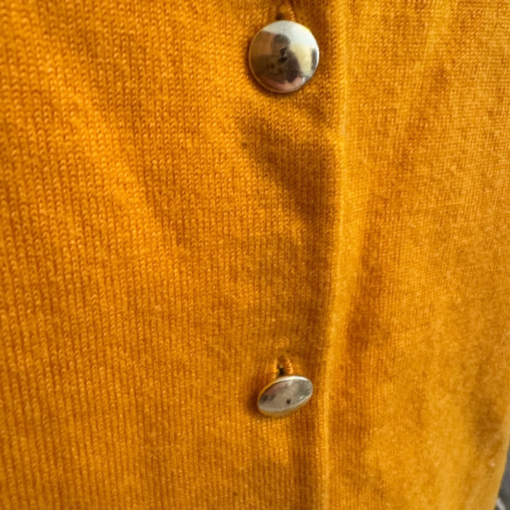 Banana Republic Vibrant Yellow Extra Fine Merino Cardigan Sweater Size M - Picture 4 of 10